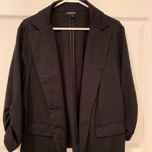 Torrid 3/4 length sleeved blazer, worn once